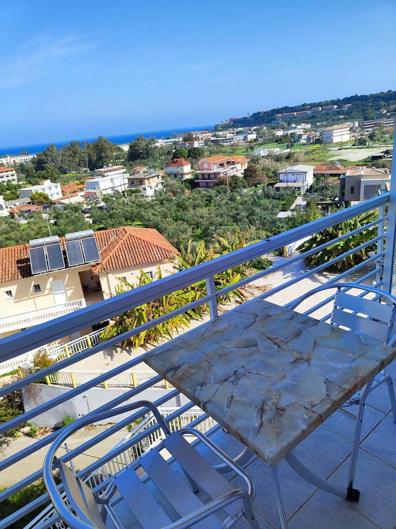 Yanna & Tsilivi (Zakynthos)