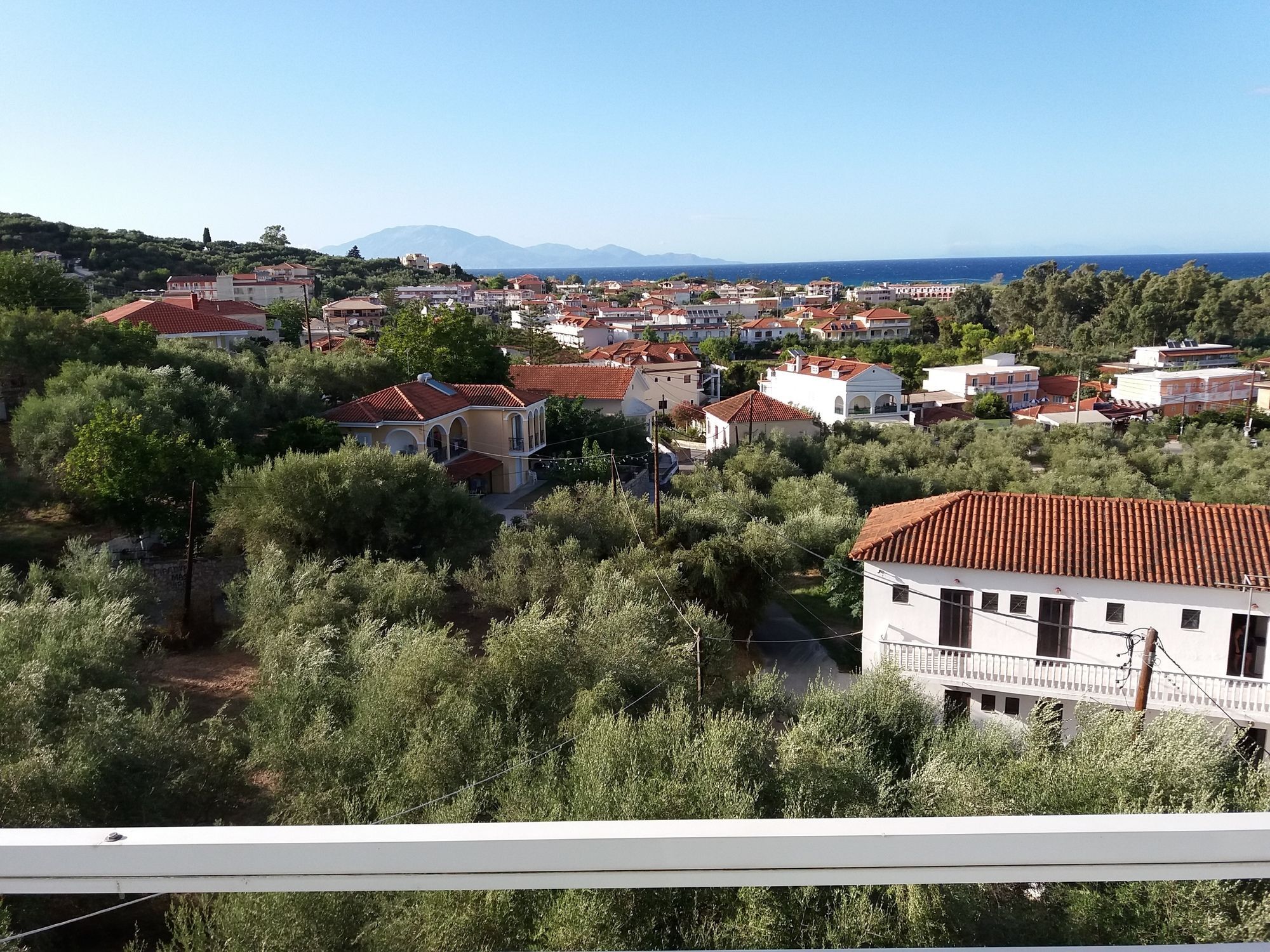 Yanna & Tsilivi (Zakynthos)